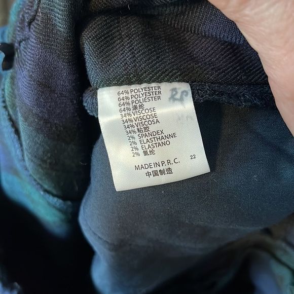 Brandy Melville plaid pants with a kick flare, size M. - Picture 8 of 8